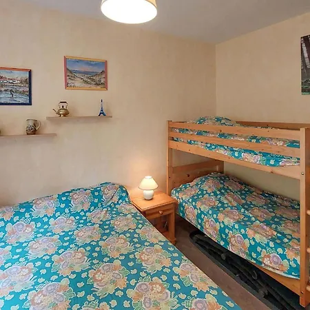 2 Bedroom Lovely In Jean De Monts